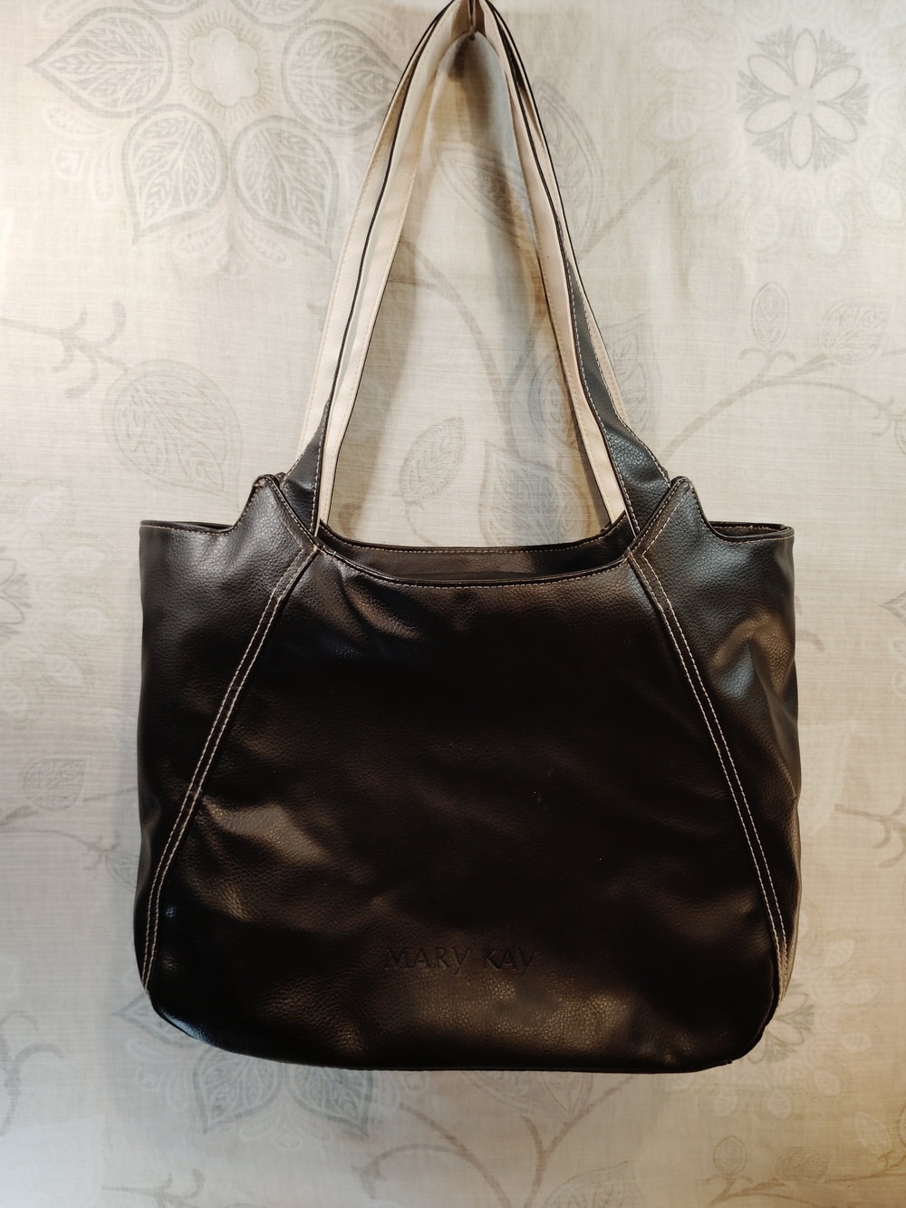 Mary Kay Black and Cream Shoulder Bag